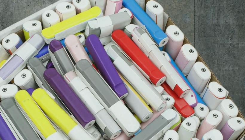 Annual Fixed Vape packaging detail