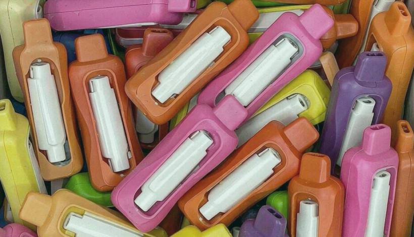 Annual Fixed Vape packaging detail