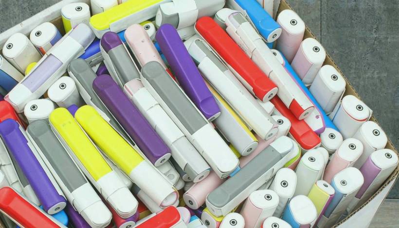 Annual Fixed Vape packaging detail