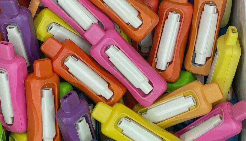 Annual Fixed Vape packaging detail
