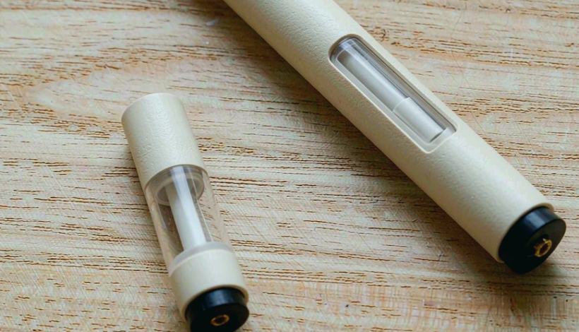 Annual Fixed Vape packaging detail