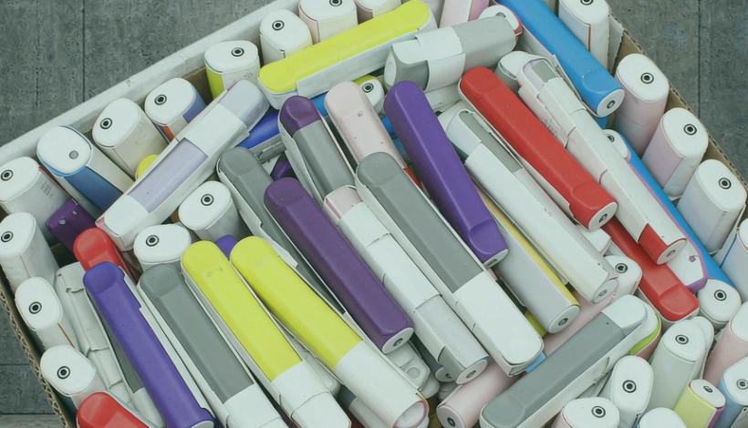 Annual Fixed Vape packaging detail