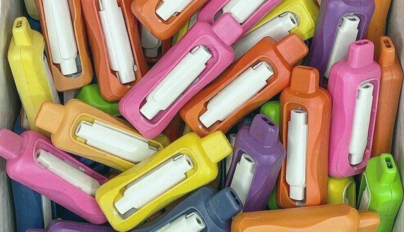Annual Fixed Vape packaging detail
