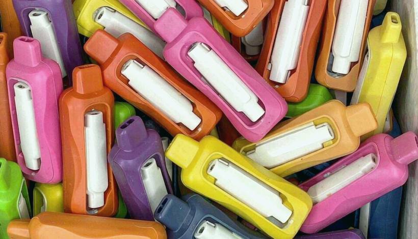 Annual Fixed Vape packaging detail