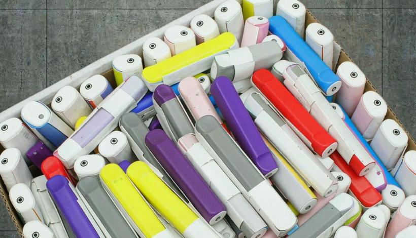 Annual Fixed Vape packaging detail